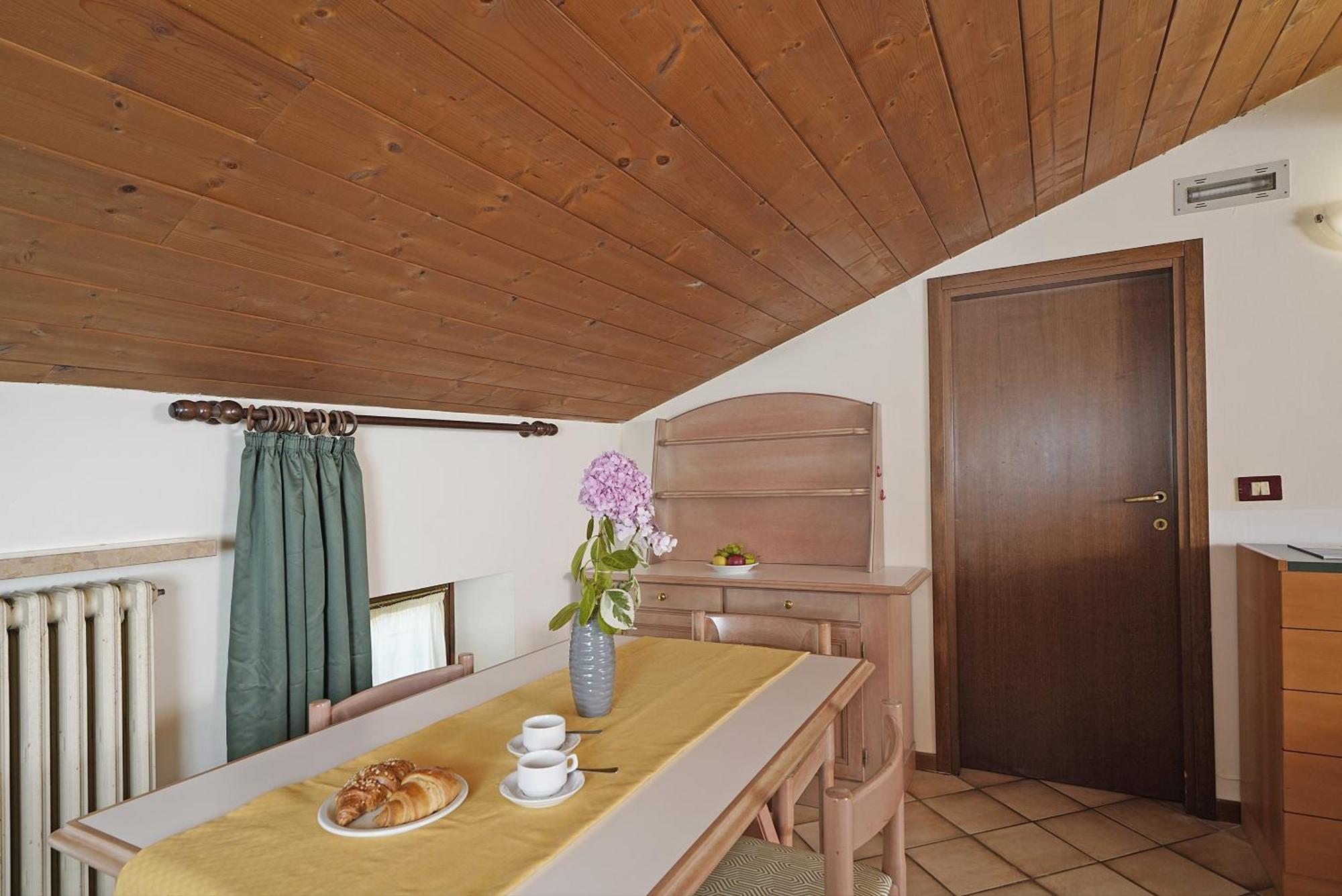 Residence La Filanda Costermano Luaran gambar
